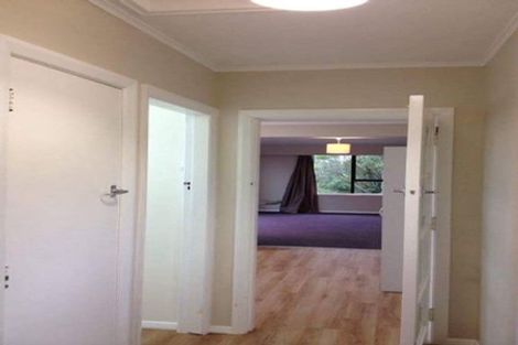 Photo of property in 86 Black Rock Road, Newlands, Wellington, 6037