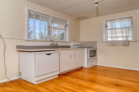 Photo of property in 74 Lipscombe Crescent, Havelock North, 4130