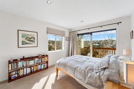 Photo of property in 19 Robin Lane, Browns Bay, Auckland, 0630