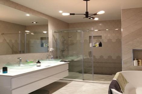 Photo of property in 110a Williams Street, Cambridge, 3434