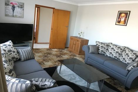 Photo of property in 2/33 Miles Avenue, Papatoetoe, Auckland, 2025