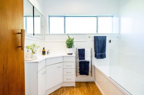 Photo of property in 64 Mchardy Street, Havelock North, 4130