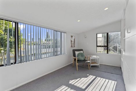 Photo of property in 8 Brandon Street, Otaki, 5512