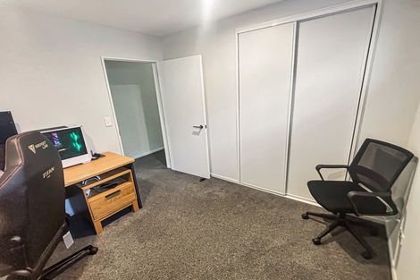 Photo of property in 10 Enforce Lane, Halswell, Christchurch, 8025