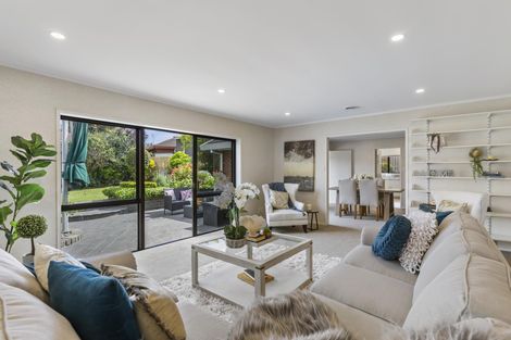 Photo of property in 17 Channing Crescent, Botany Downs, Auckland, 2010