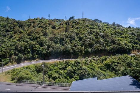 Photo of property in 2/17 Blackbridge Road, Wadestown, Wellington, 6012