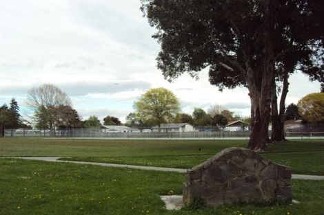 Photo of property in 18 Woodfield Lane, Redwood, Christchurch, 8051