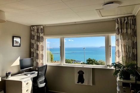 Photo of property in 112 Motuhara Road, Plimmerton, Porirua, 5026