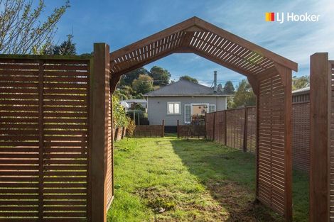 Photo of property in 282 Main South Road, Green Island, Dunedin, 9018