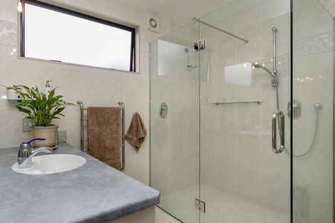 Photo of property in 1/72 Harvey Street, Waipahihi, Taupo, 3330