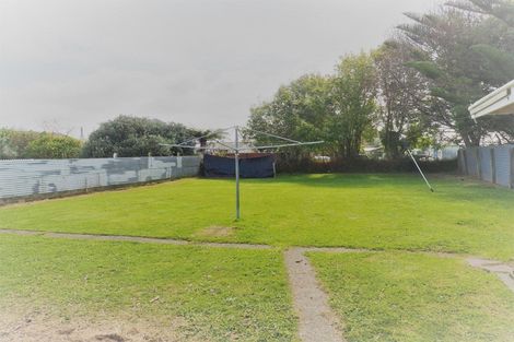 Photo of property in 61 Stout Street, Shannon, 4821