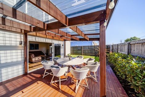 Photo of property in 168 Charles Street, Westshore, Napier, 4110