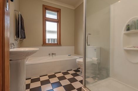 Photo of property in 56 Guy Avenue, Takaro, Palmerston North, 4410