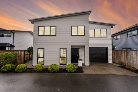 Photo of property in 10 Okoutu Lane, Moera, Lower Hutt, 5010