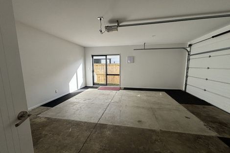 Photo of property in 38 Koroheke Road, Takanini, 2110