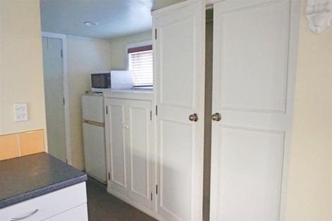 Photo of property in 30 Halver Road, Hillpark, Auckland, 2102