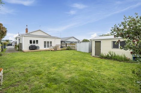Photo of property in 17 Waldegrave Street, Palmerston North, 4410
