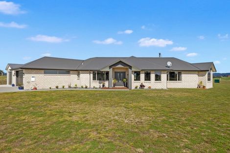 Photo of property in 75 Aerodrome Road, Thornton, Whakatane, 3191