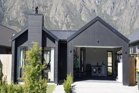 Photo of property in 93 Drysdale Road, Jacks Point, 9371