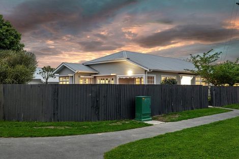 Photo of property in 1/142 Petrie Street, Richmond, Christchurch, 8013