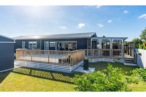 Photo of property in 16b Insley Street, Mangawhai, 0505