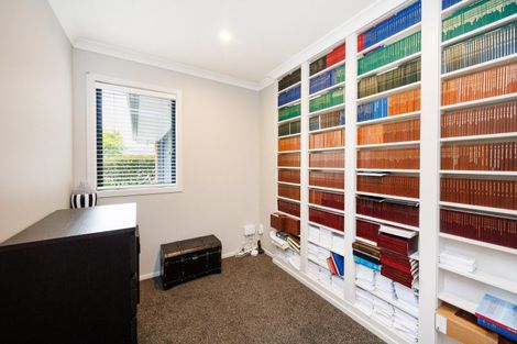 Photo of property in 18 Oak Crescent, Ashhurst, 4810