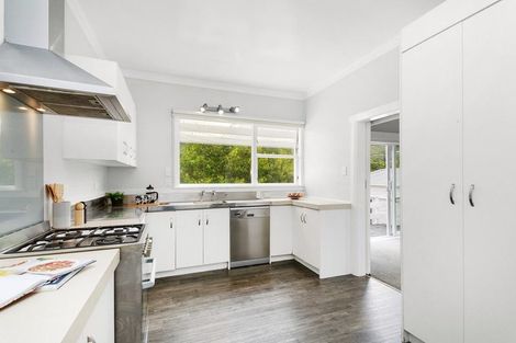 Photo of property in 22 Ngatitoa Street, Tawa, Wellington, 5028