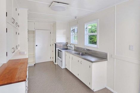 Photo of property in 2 Avery Grove, Boulcott, Lower Hutt, 5011
