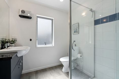 Photo of property in 2/15 Roxburgh Street, Mount Victoria, Wellington, 6011