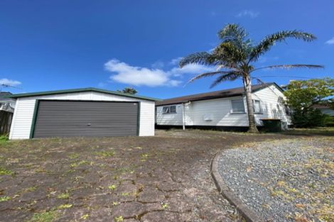 Photo of property in 129 Aviemore Drive, Highland Park, Auckland, 2010