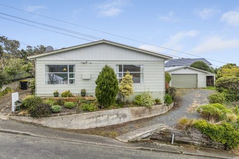 Photo of property in 3 Fox Street, Port Chalmers, 9023