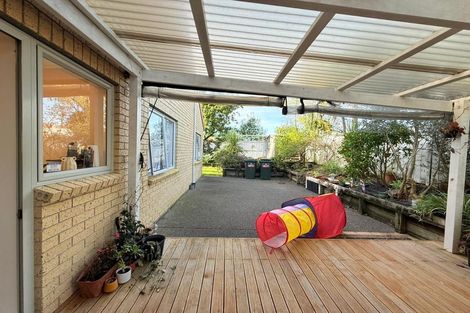 Photo of property in 3 Dunbarton Drive, Ranui, Auckland, 0612