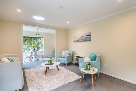 Photo of property in 8 Leybourne Avenue, Waikanae, 5036