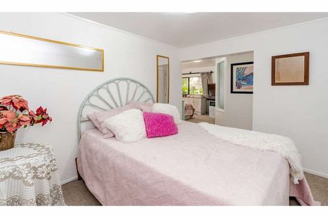 Photo of property in 87 Doves Bay Road, Kerikeri, 0294