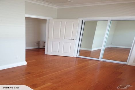Photo of property in 333 The Parade, Island Bay, Wellington, 6023