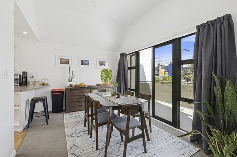 Photo of property in Victoria Town Houses, 1/219 Victoria Street, Te Aro, Wellington, 6011