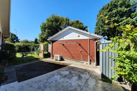 Photo of property in 7 Ballantyne Avenue, Upper Riccarton, Christchurch, 8041