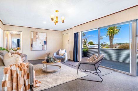 Photo of property in 15 Corilin Place, Mangakakahi, Rotorua, 3015