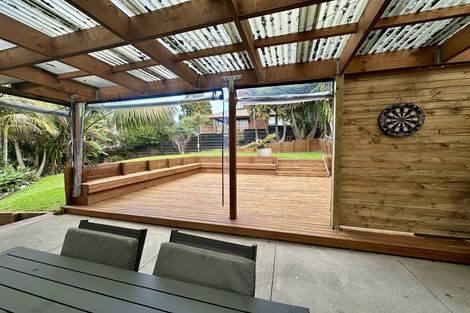 Photo of property in 66 Rimu Street, New Lynn, Auckland, 0600