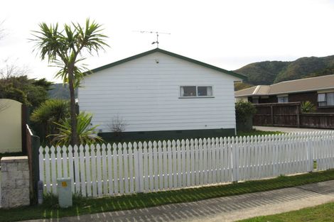 Photo of property in 5 Concord Street, Wainuiomata, Lower Hutt, 5014