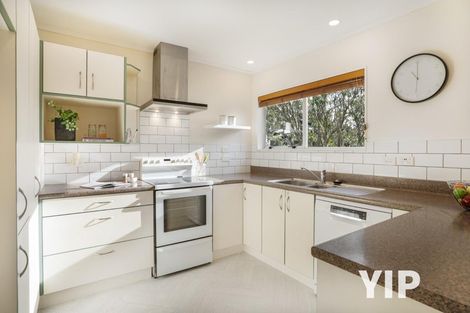 Photo of property in 4 Curacao Place, Grenada Village, Wellington, 6037