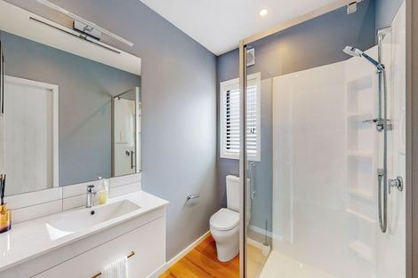 Photo of property in 105 Silverstream Road, Crofton Downs, Wellington, 6035