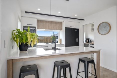 Photo of property in 6 Puka Place, Wharewaka, Taupo, 3330