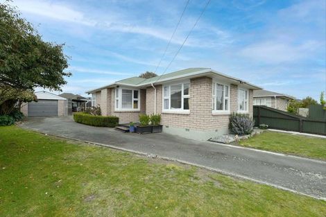 Photo of property in 24 Wimborne Crescent, Aranui, Christchurch, 8061