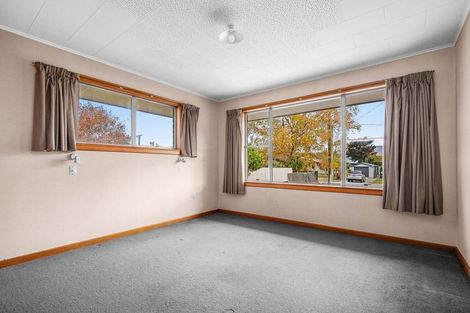 Photo of property in 9 Ashworth Street, Alexandra, 9320