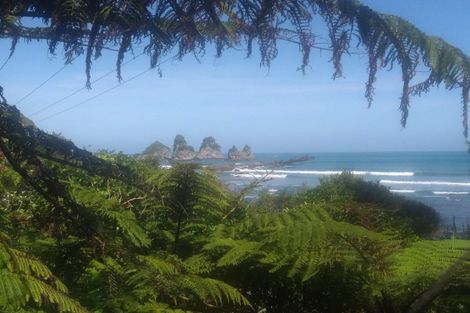 Photo of property in 1843f Coast Road, Barrytown, Runanga, 7873