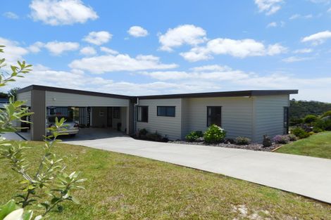 Photo of property in 5 Waterview Place, Haruru, 0204