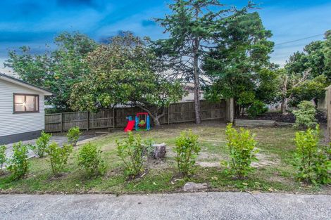 Photo of property in 1/22 Waimumu Road, Massey, Auckland, 0614