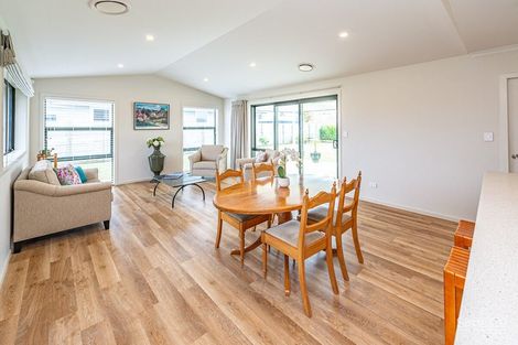 Photo of property in 35 Sussex Road, Springvale, Whanganui, 4501
