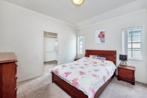 Photo of property in 10 Mulvaney Crescent, Henderson, Auckland, 0612